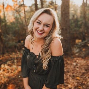 Meet your Posher, Haley